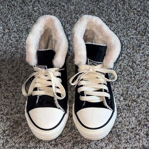 Black and White Fur-Lined High-Top “Converse”